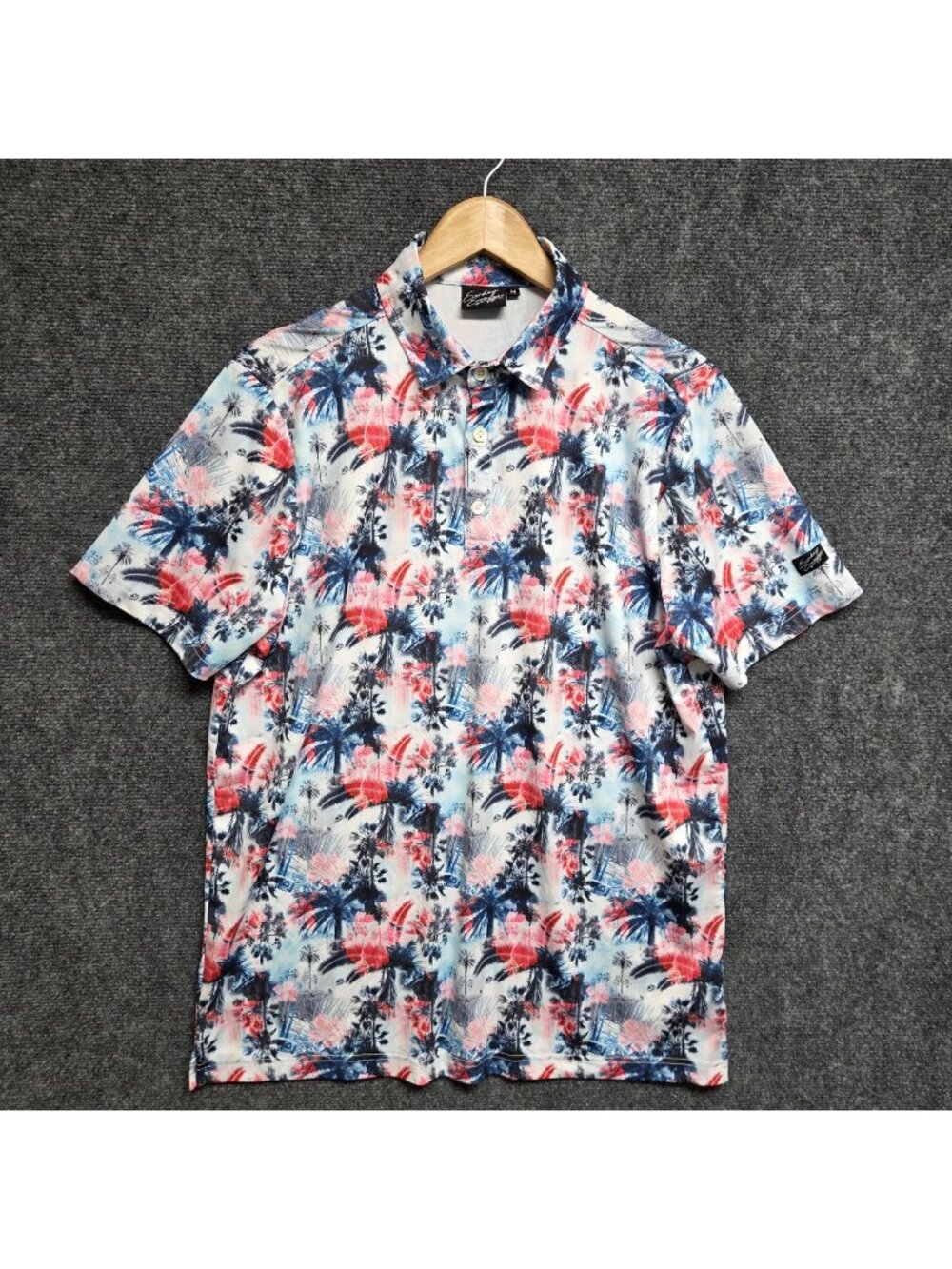Sunday Swagger Shirt Mens Medium Red Blue Golf Polo Performance Floral Hawaiian